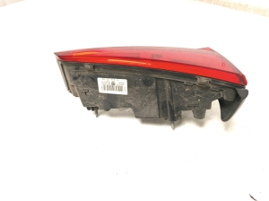 AUDI A4 B9 (2015–2026) Feu arrière sur hayon 8W5945075A - 4