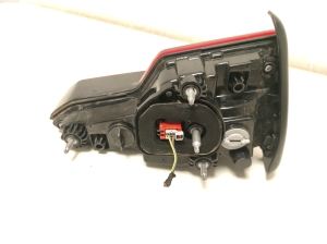 AUDI A4 B9 (2015–2026) Tagatuli tagaluugil 8W5945076A - 9