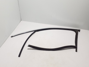   Joint de porte avant  - 9Y0837431A 