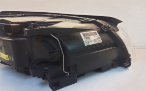 VOLVO V70 III (2007–2017) Esituli 31883540 - 6