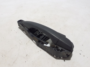 Peugeot Expert III (2017–2026) Front door external opening handle and its details - 2