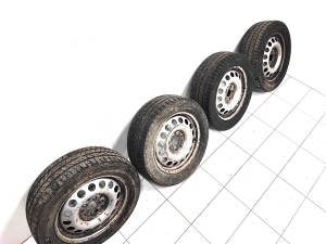 Mercedes Benz Vito 447 (2014–2026) Rim set A4474010201 - 2