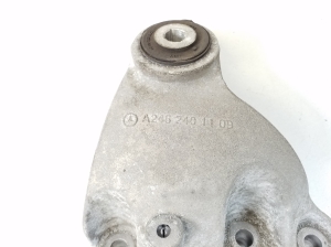 Mercedes Benz A-Class 176 (2012–2018) Engine bracket A2462401109 - 2