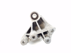Mercedes Benz A-Class 176 (2012–2018) Engine bracket A2462401109 - 3