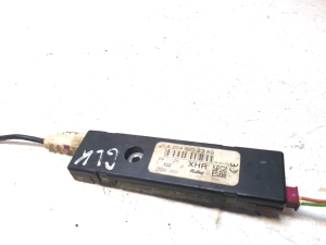 Mercedes Benz GLK-Class 204 (2008–2015) Antenna amplifier A2048202389 - 2