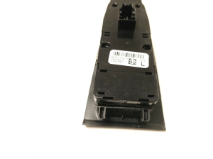 BMW 2 SERIES F45 (2014–2026) Front door glass switch 9297347 - 4