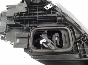 Mercedes Benz GLE-Class 167 (2019–2026) Scheinwerfer vorne A1679069604 - 6