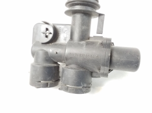 Mercedes Benz E-Class W211 (2002–2009) Auxiliary water pump A2118320584 - 3