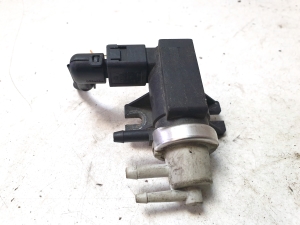 Volkswagen Transporter T5 (2003–2015) Solenoid 1J0906627B - 3