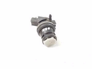 LEXUS RX (2003–2009) Front windshield washer pump 8533060180 - 3