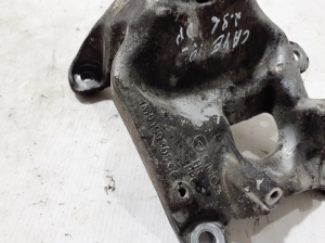 Porsche Cayenne (92A) (2017–2026) Engine bracket 4M0199308CF - 3