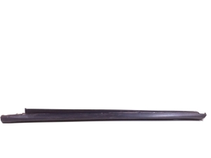   Exterior sill trim  - A1646900740 