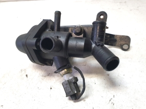 Thermostatgehäuse - BB3Q8A586AB