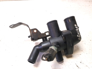 Ford Ranger (2011–2015) Thermostatgehäuse BB3Q8A586AB - 2