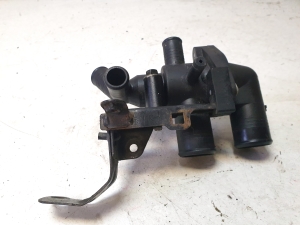 Ford Ranger (2011–2015) Thermostatgehäuse BB3Q8A586AB - 5