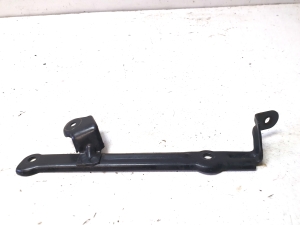 Sonstiges Teil unter der Motorhaube - BB309P995BB