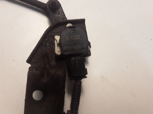 Mitsubishi Pajero IV (2006–2026) Niveausensor vorne 8L1222 - 2
