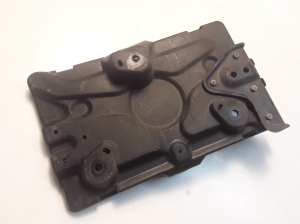 Mitsubishi Pajero IV (2006–2026) Batteriehalter 8201A087 - 3