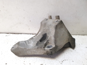 Ford Ranger (2011–2015) Lichtmaschinenhalter BK3Q10239AC - 3