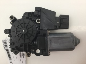 AUDI A4 B5 (1994–2001) Esiukse aknatõstuki mootor 114185101 - 2