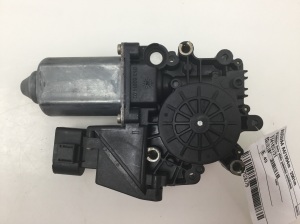 AUDI A4 B5 (1994–2001) Esiukse aknatõstuki mootor 114185101 - 4