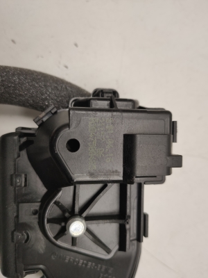 Mercedes Benz E-Class W213 (2017–2026) Trunk lid lock A2047500485 - 3