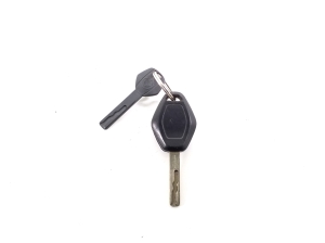 BMW X3 E83 (2003–2010) Ignition key - 3