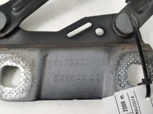 Mercedes Benz ML-Class 164 (2005–2011) Hood hinge A2518800128 - 3