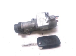 AUDI A4 B6 (2000–2005) Süütelukk 4B0905851G - 6