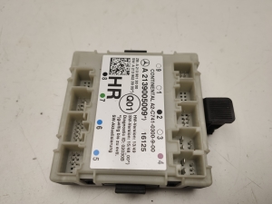 Mercedes Benz E-Class W213 (2017–2026) Rear side door control unit A2139005009 - 3