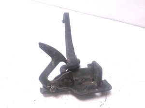 AUDI A4 B6 (2000–2005) Hood latch 8E0823480D - 3