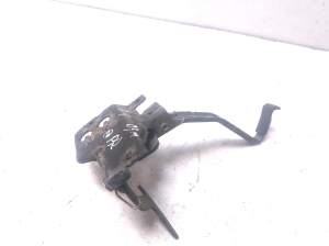 AUDI A4 B6 (2000–2005) Hood latch 8E0823480D - 4