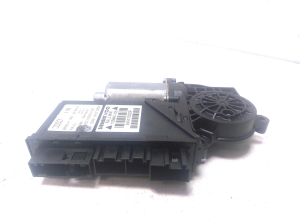 AUDI A4 B6 (2000–2005) Fensterhebermotor vorne 8E1959801B - 2