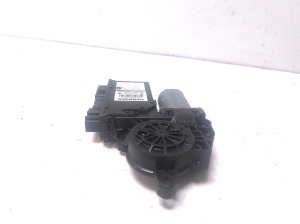 AUDI A4 B6 (2000–2005) Fensterhebermotor vorne 8E1959801B - 4