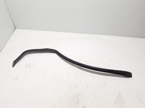 Rear side door seal on the door - 9Y0839761A