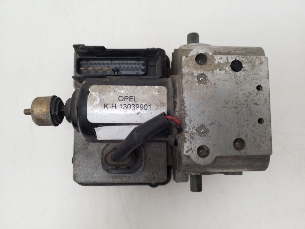 OPEL Vectra B (1995-1999) ABS Pump 13039901 21243404