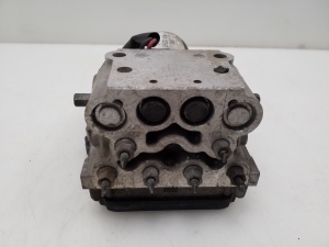 Opel Vectra B (1995–2002) ABS-plokk ja selle osad 13039901 - 2