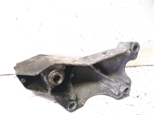 AUDI A4 B6 (2000–2005) Mootori kinnitus 8E0199307A - 3