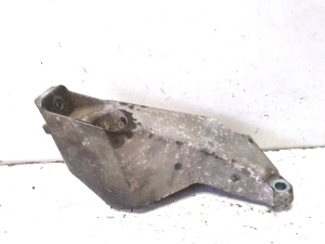 AUDI A4 B6 (2000–2005) Mootori kinnitus 8E0199307A - 5