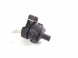 Mercedes Benz ML-Class 164 (2005–2011) Auxiliary water pump A2118350364 - 4