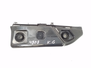 Rear bumper bracket - A1768850165