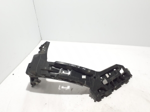 Rear bumper bracket - 9Y0807405C