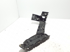 Porsche Cayenne (92A) (2017–2026) Rear bumper bracket 9Y0807405C - 3