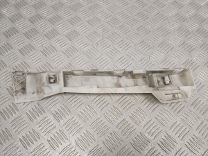 BMW 1 SERIES F20 (2010–2026) Ārējo palodžu apdares kronšteins 8051583 - 3