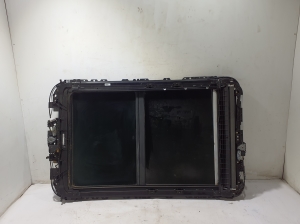 Porsche Cayenne (92A) (2017–2026) Skylight 4M0877041E - 2