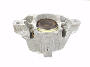 Mercedes Benz A-Class 176 (2012–2018) Gearbox mount A2462400617 - 4