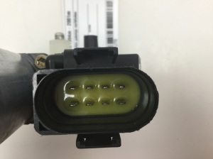 AUDI A4 B5 (1994–2001) Fensterhebermotor vorne 114184101 - 3