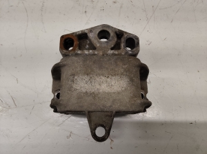 Engine mount - 7M3199555