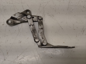 Hood hinge - 7M0823302
