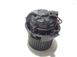 RENAULT Arkana (2019–2026) Salongi puhuri mootor 272102876R - 3